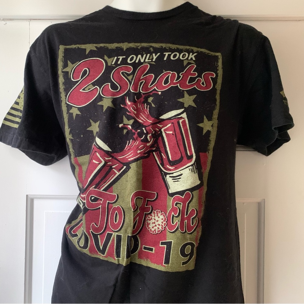 grunt Style t-shirt "two shots to kick covid" size L Large